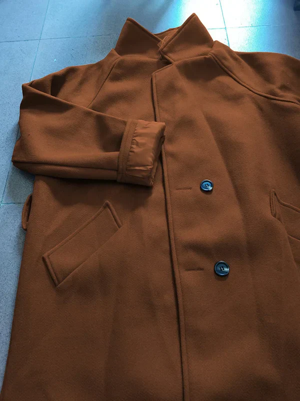 Manteau Urbain Long à Ceinture – Coupe Ample et Élégante pour Toutes Occasions