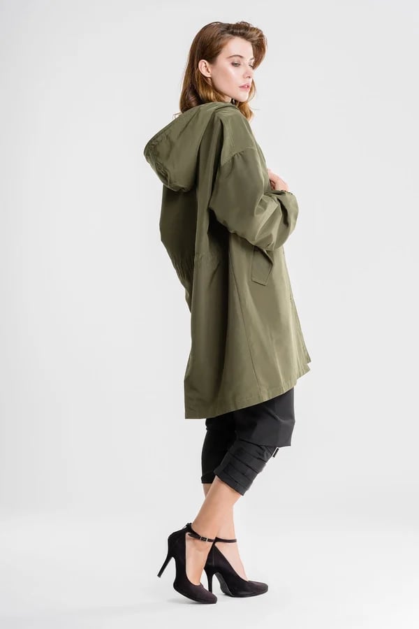Veste Coupe-Vent à Capuche pour Femme, Style Oversize et Résistante à l'Eau