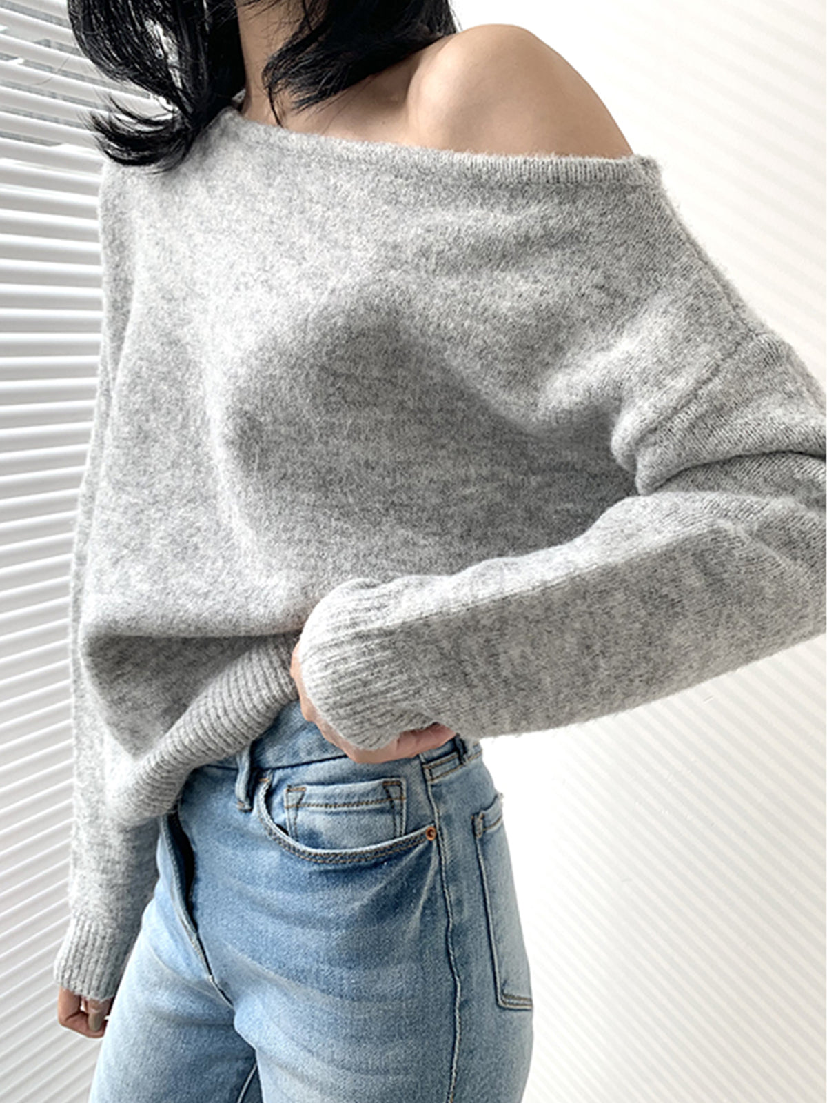 Pull Asymétrique à Une Épaule pour un Look Élégant