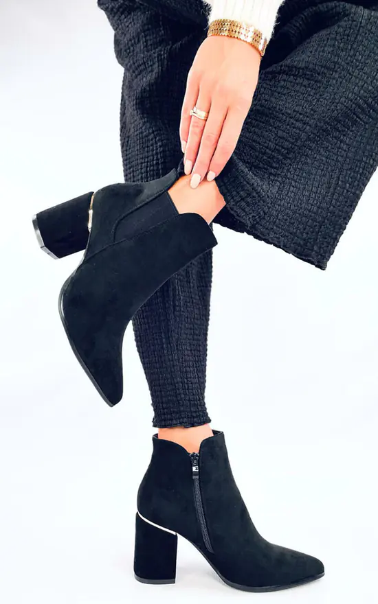 Bottines Beige Clair à Talon Bas et Design Tendance