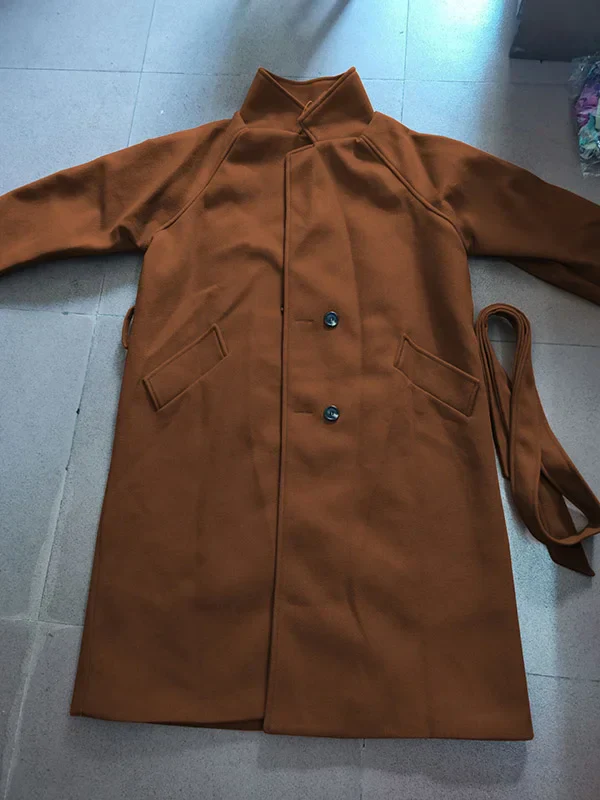 Manteau Urbain Long à Ceinture – Coupe Ample et Élégante pour Toutes Occasions