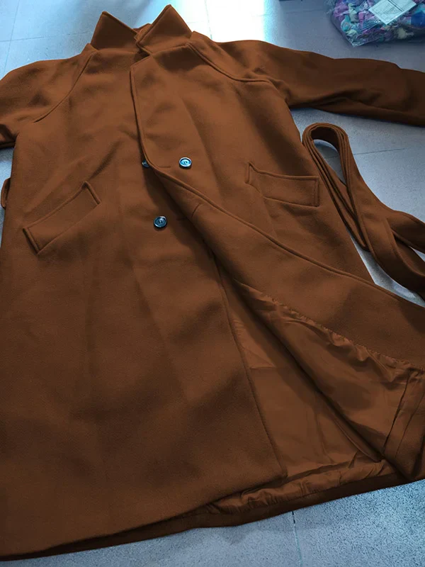 Manteau Urbain Long à Ceinture – Coupe Ample et Élégante pour Toutes Occasions