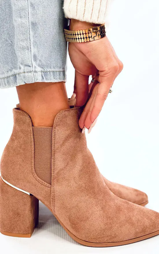 Bottines Beige Clair à Talon Bas et Design Tendance