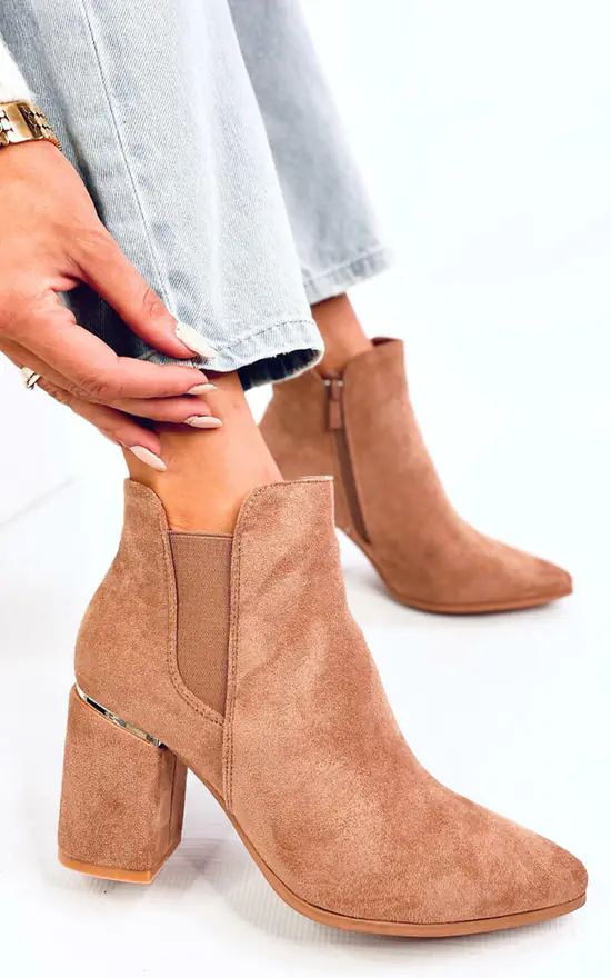 Bottines Beige Clair à Talon Bas et Design Tendance