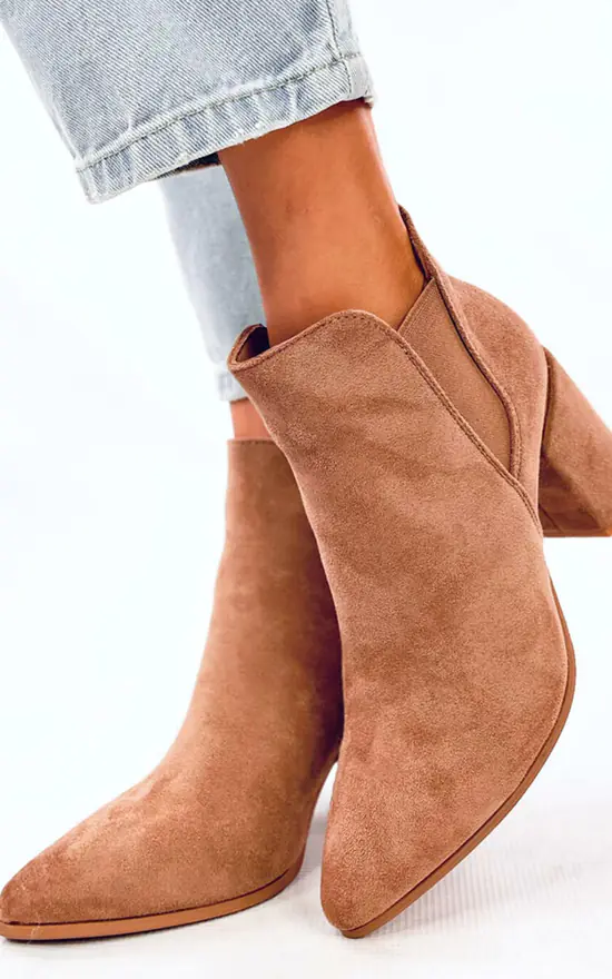 Bottines Beige Clair à Talon Bas et Design Tendance