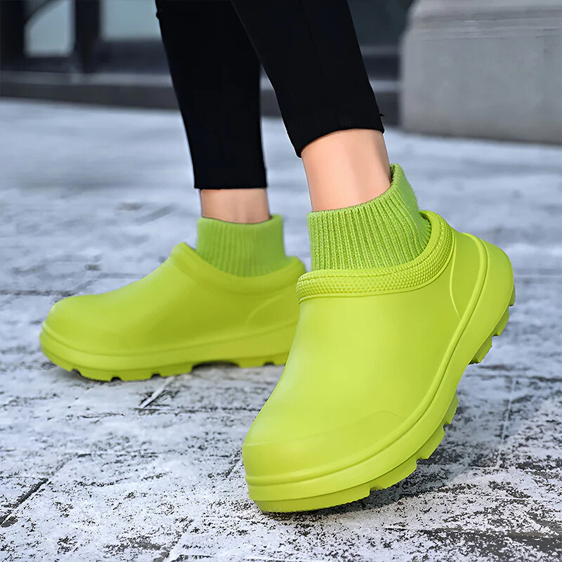 Sabots Confortables avec Chaussettes Intégrées – Élégance et Bien-être