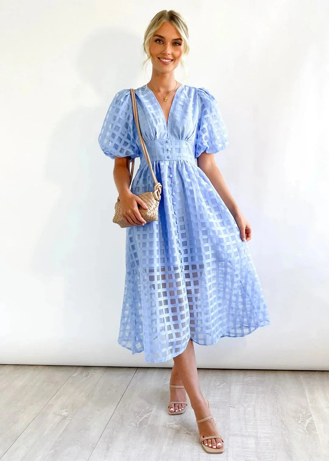 Nicole - Robe midi à imprimé carré et manches volantées by Beauty