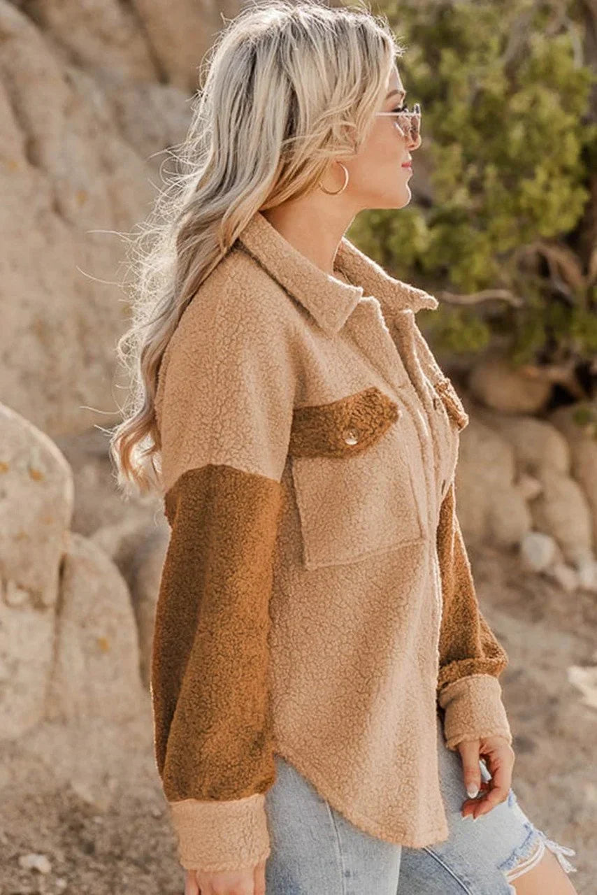 Veste Sherpa Camel à Blocs de Couleur et Poches à Rabat