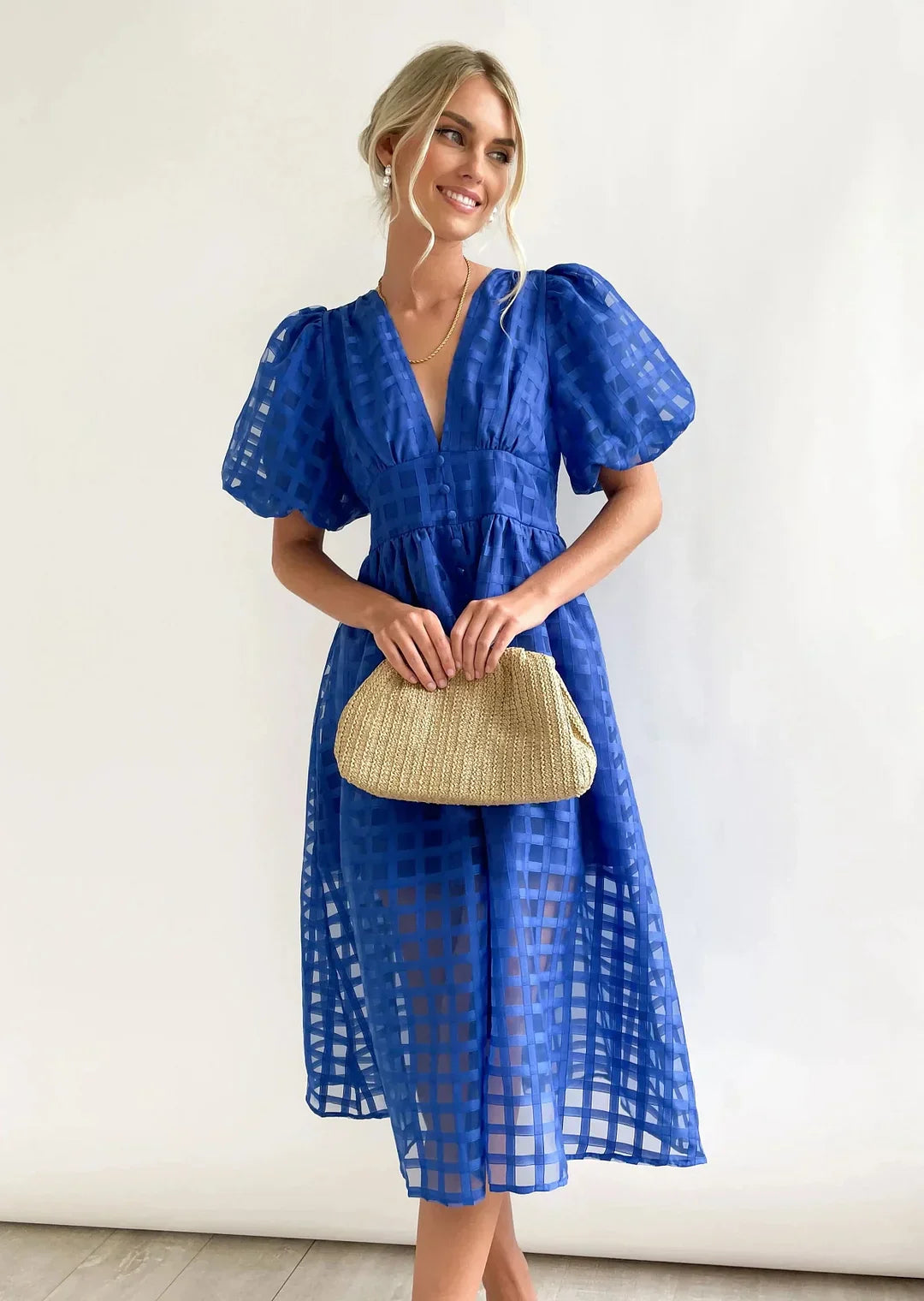 Nicole - Robe midi à imprimé carré et manches volantées by Beauty