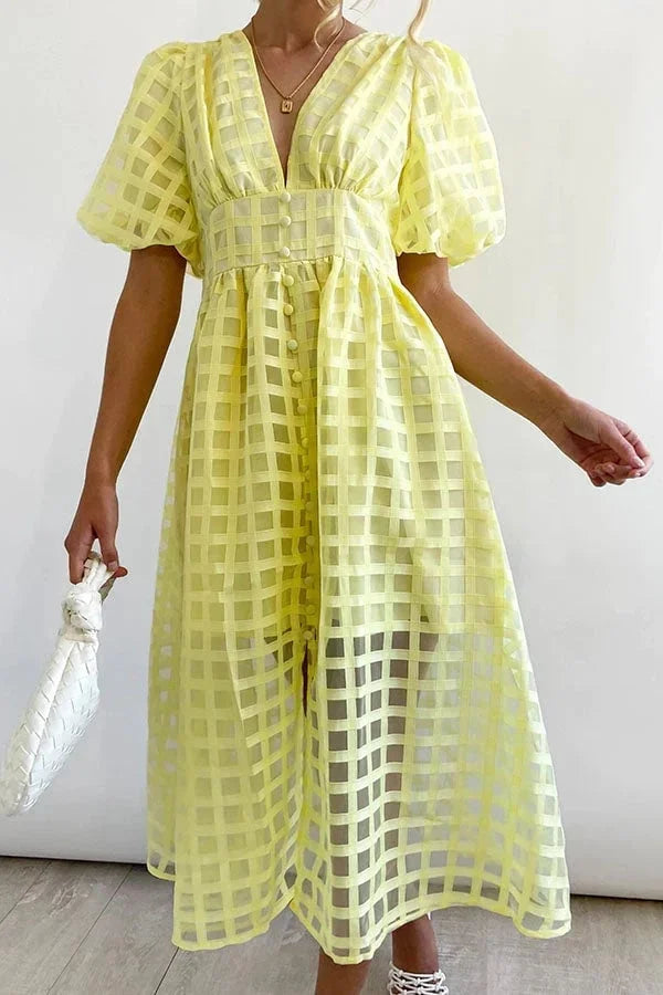 Nicole - Robe midi à imprimé carré et manches volantées by Beauty