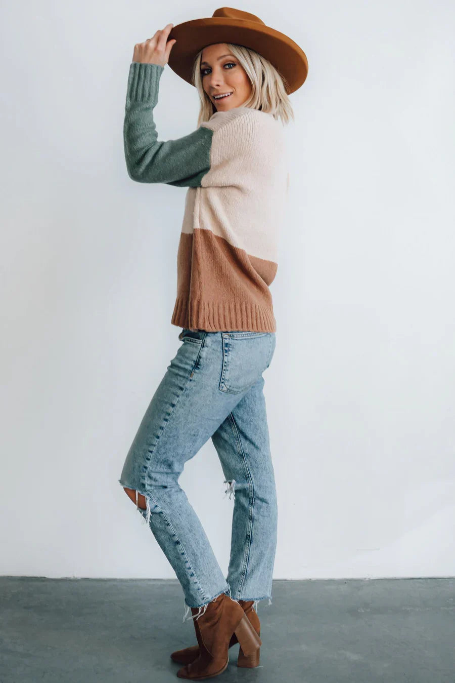Pull Color Block Tendance – Style et Confort au Quotidien