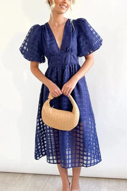 Nicole - Robe midi à imprimé carré et manches volantées by Beauty