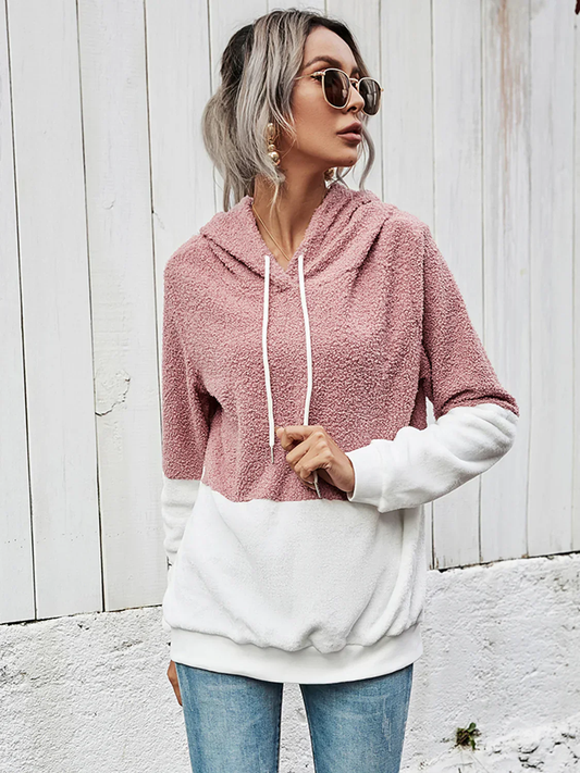 Sweat à Capuche avec Cordons Contrastés et Manches Longues