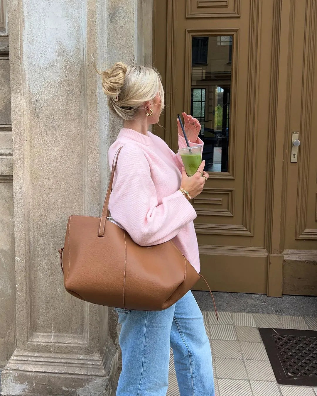 Pull Décontracté à Col Rond – Élégant et Coupe Ample