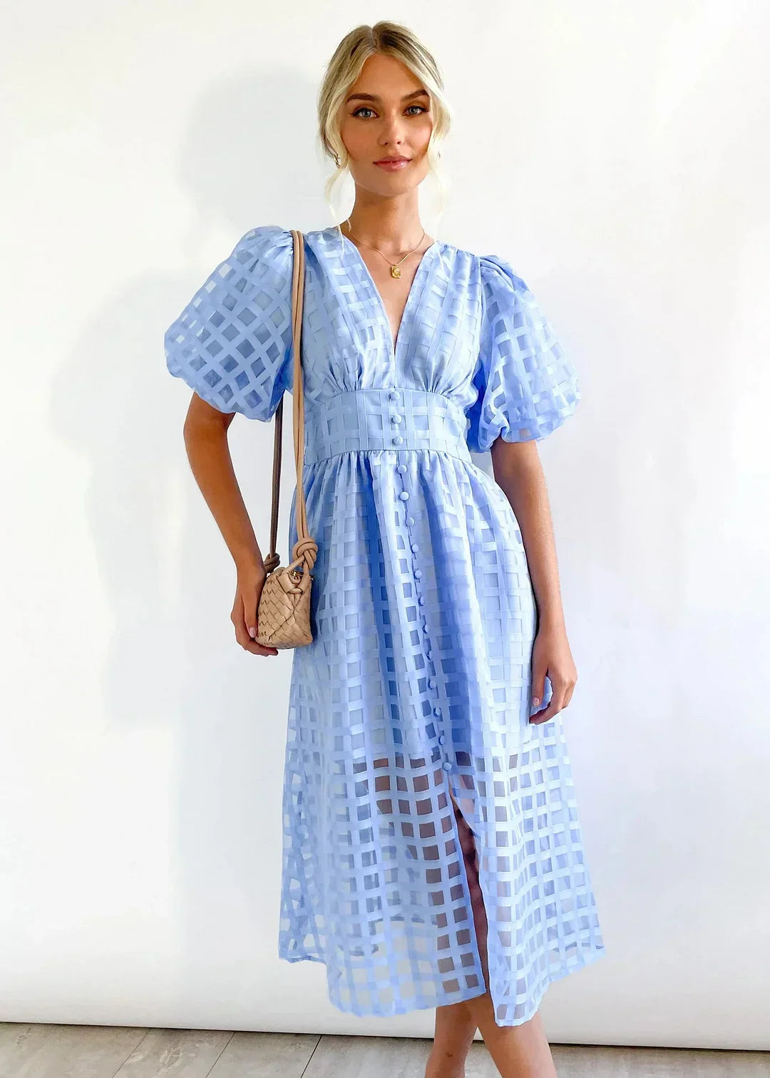 Nicole - Robe midi à imprimé carré et manches volantées by Beauty