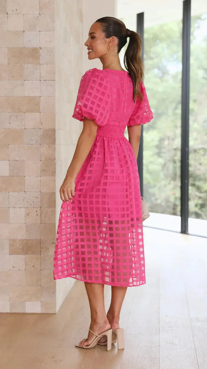 Nicole - Robe midi à imprimé carré et manches volantées by Beauty