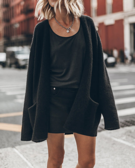 Cardigan Oversize Noir – Look Moderne et Confortable